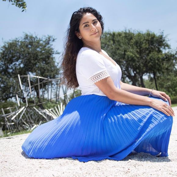 Meet your Posher, Mina - Picture 1 of 1